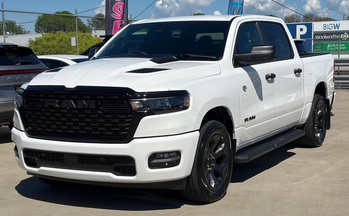 2026 RAM 1500 Express Black Edition Hurricane SO