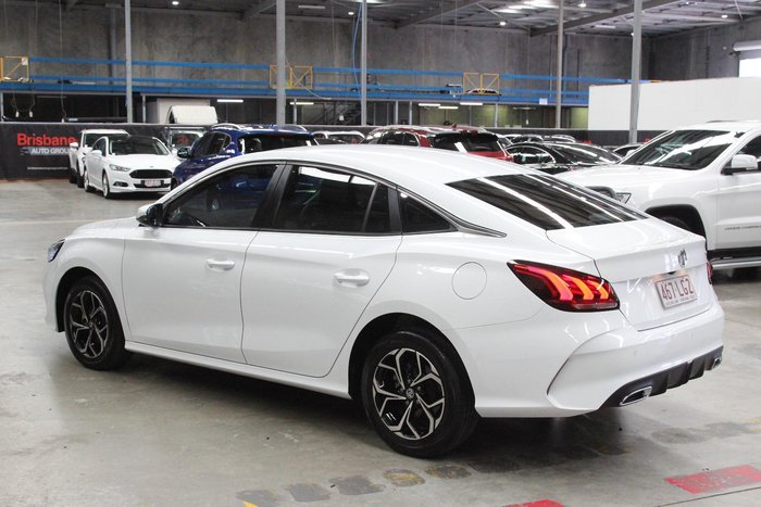 2024 MG MG5