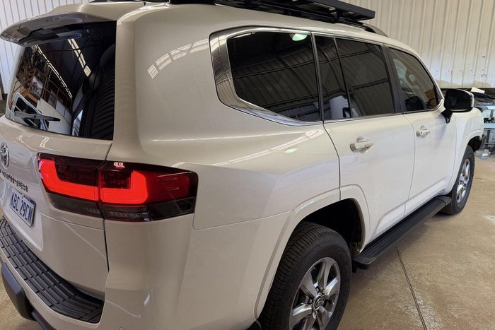 2022 Toyota Landcruiser VX