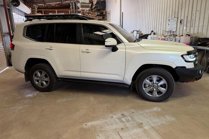 2022 Toyota Landcruiser VX