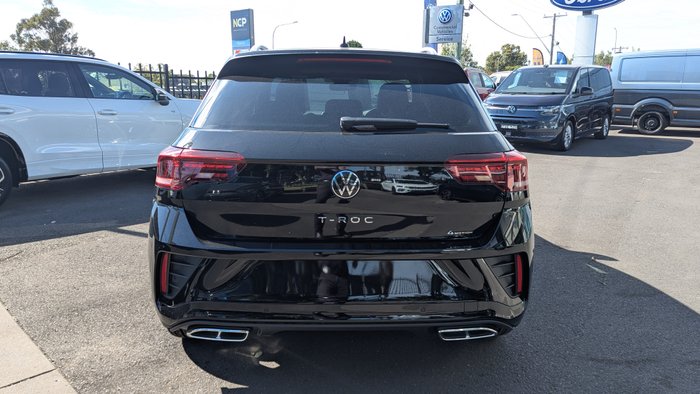 2025 VOLKSWAGEN T-ROC R-LINE