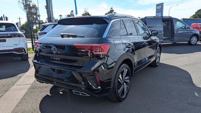 2025 VOLKSWAGEN T-ROC R-LINE