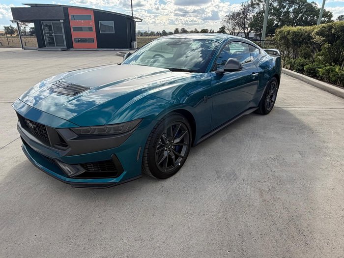 2026 Ford Mustang Dark Horse
