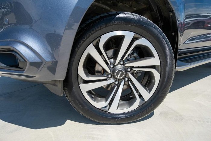 2022 Isuzu MU-X LS-U