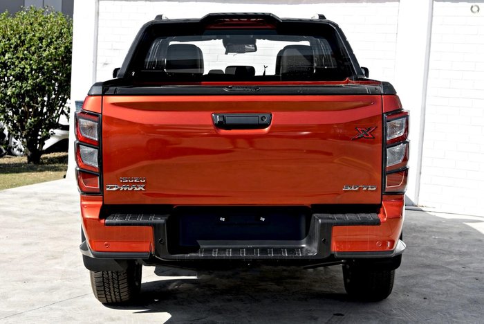 2025 Isuzu D-MAX X-TERRAIN
