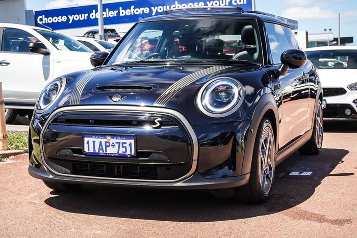2023 MINI Hatch Cooper SE Resolute