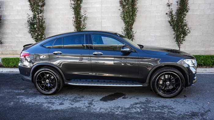 2023 Mercedes-Benz GLC-Class GLC300