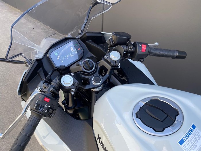 2026 Kawasaki Ninja 500 SE Ninja Beige