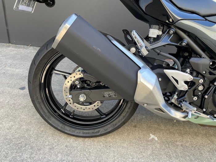 2026 Kawasaki Ninja 500 SE Ninja Beige