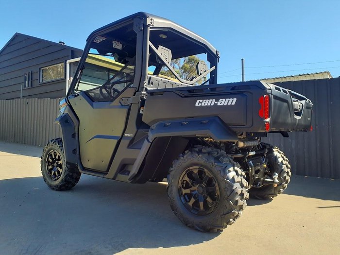 2026 Can-Am Defender XU HD9 Defender Black