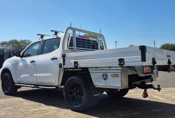2021 Nissan Navara SL
