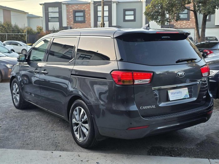 2016 Kia Carnival