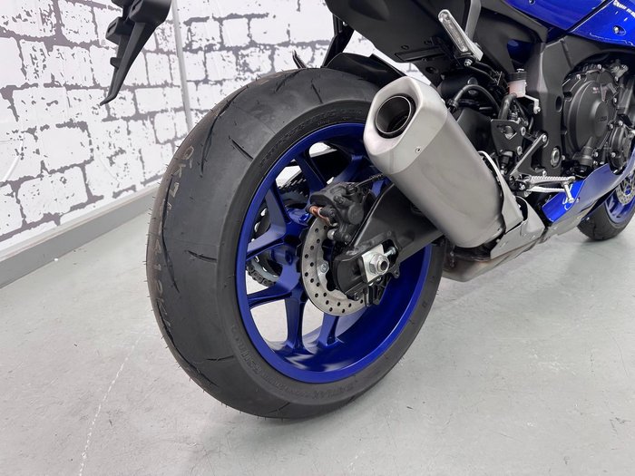 2025 Yamaha YZF-R1 R1 Blue