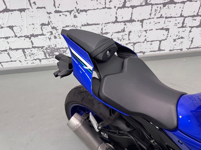 2025 Yamaha YZF-R1 R1 Blue
