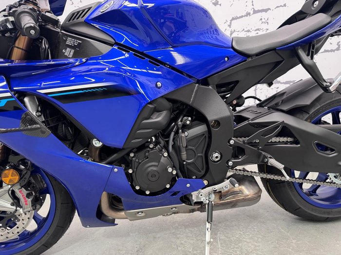 2025 Yamaha YZF-R1 R1 Blue