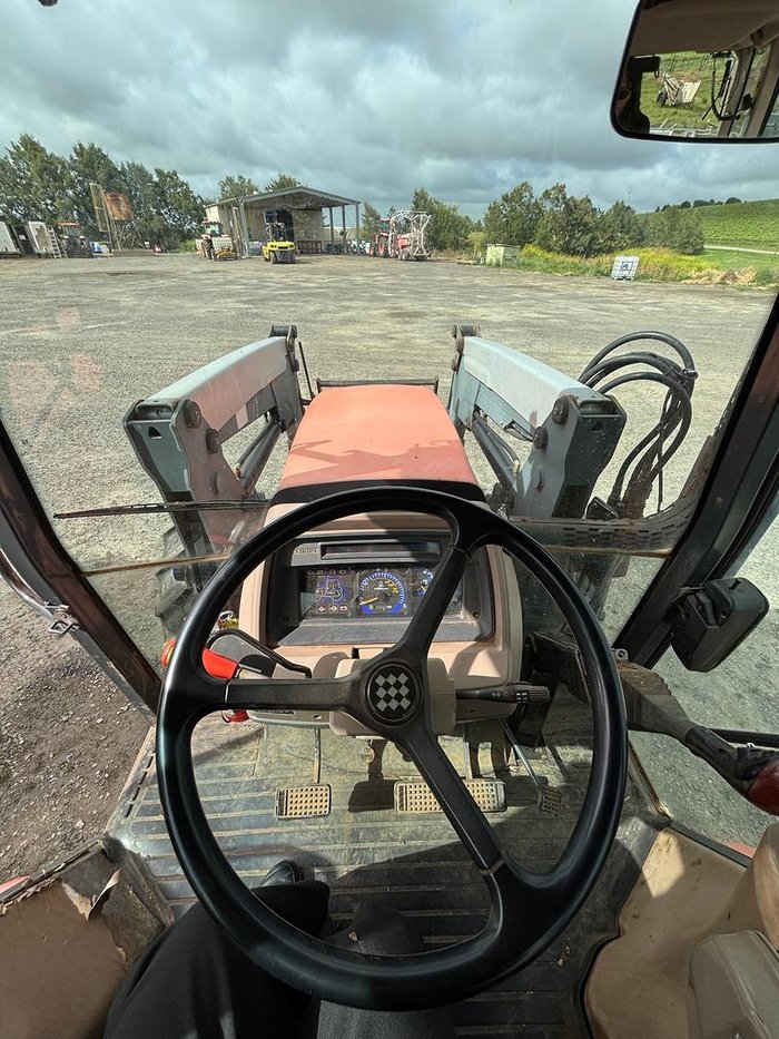 2007 Kubota M105x
