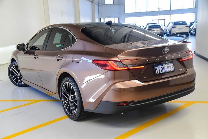 2025 Toyota Camry SL