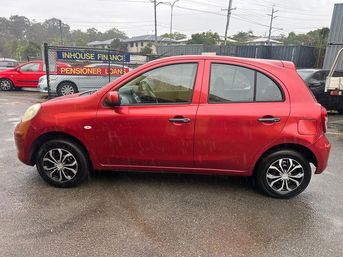 2013 Nissan Micra ST