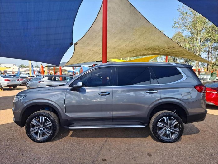 2021 LDV D90 Executive