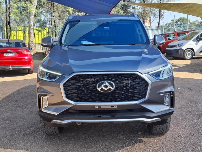 2021 LDV D90 Executive