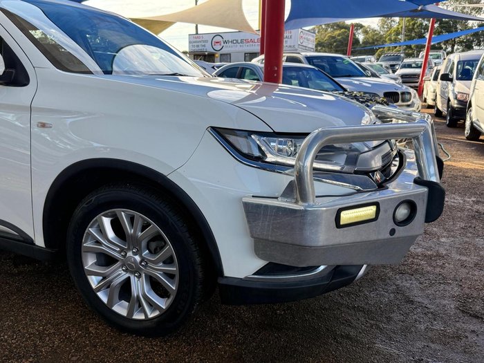 2020 Mitsubishi Outlander ES