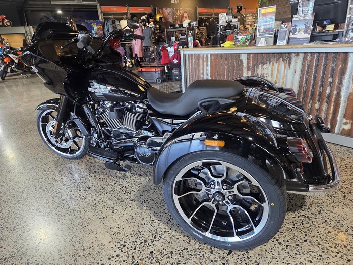 2026 Harley-Davidson Road Glide 3 (FLTRT)
