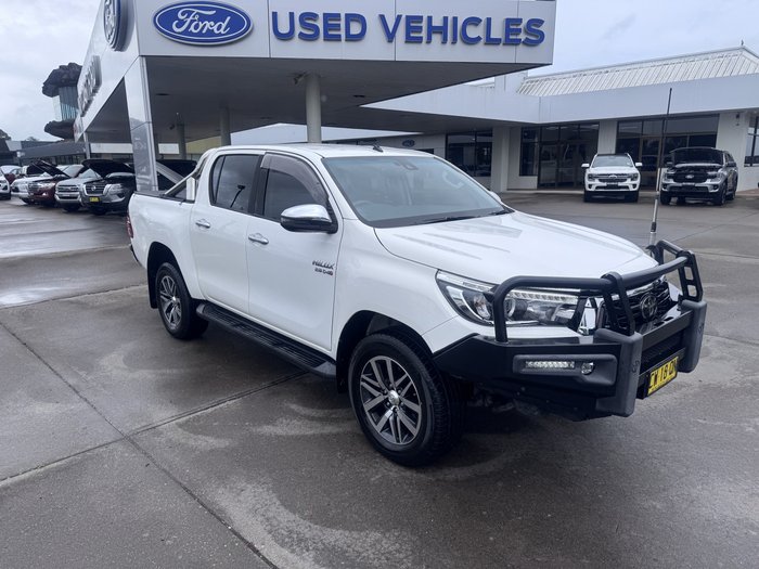2019 Toyota Hilux SR5
