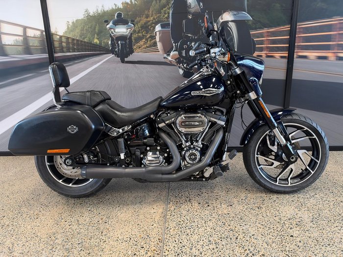 2019 Harley-Davidson Sport Glide 107 (FLSB)