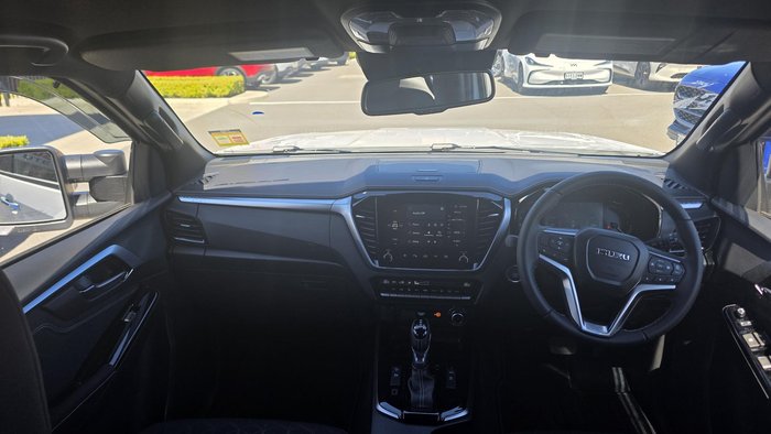 2026 Isuzu D-MAX LS-U MY25.5 4X4 Dual Range Moonstone White