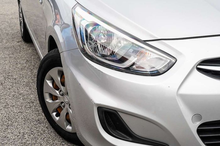 2015 Hyundai Accent Active