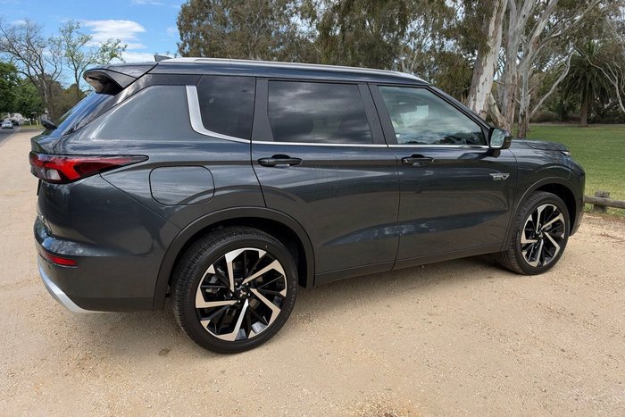2024 Mitsubishi Outlander PHEV Aspire