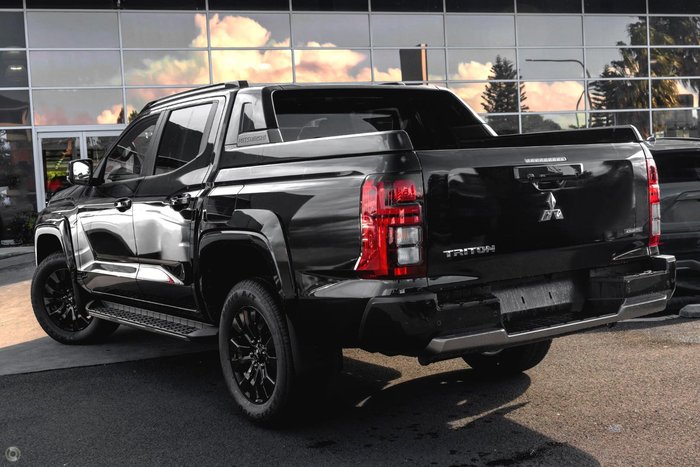 2025 Mitsubishi Triton GSR