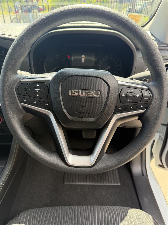 2026 Isuzu MU-X LS-M