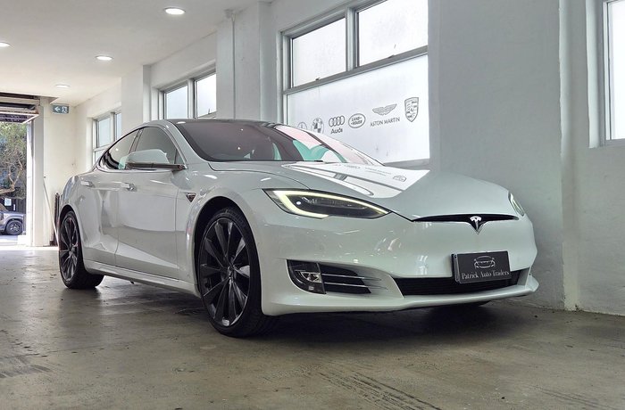 2020 Tesla Model S