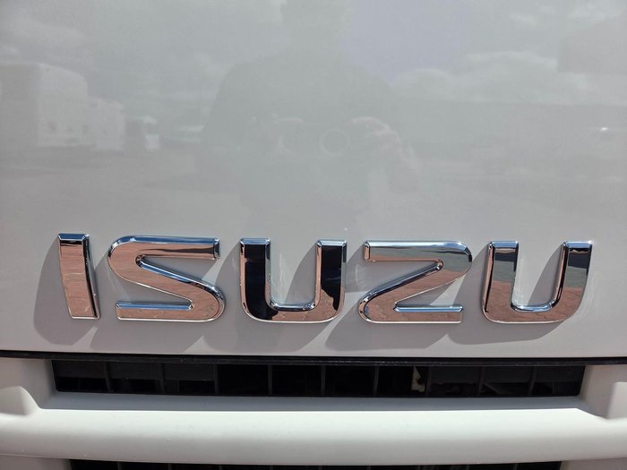 2014 Isuzu Frr600 6 Ton Tray