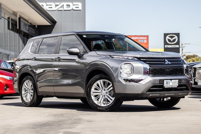 2022 Mitsubishi Outlander ES