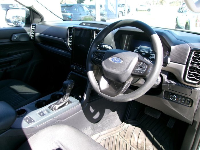 2023 Ford Everest Ambiente