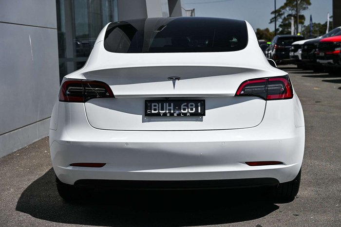 2022 Tesla Model 3 Rear-Wheel Drive