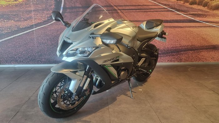 2017 Kawasaki Ninja ZX-10R ABS Ninja Grey