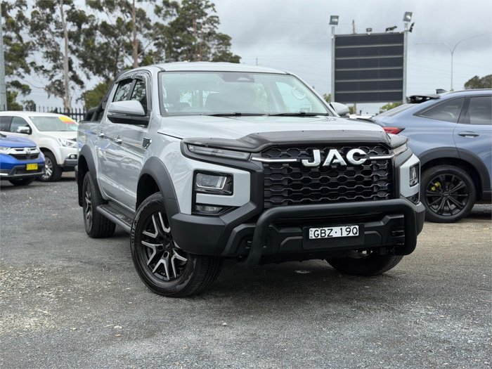 2024 JAC T9