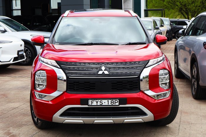 2024 Mitsubishi Outlander Exceed