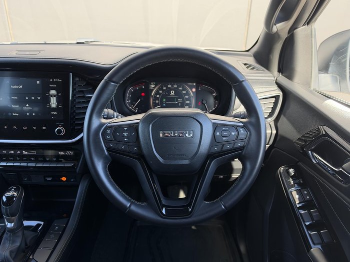 2025 Isuzu MU-X LS-T