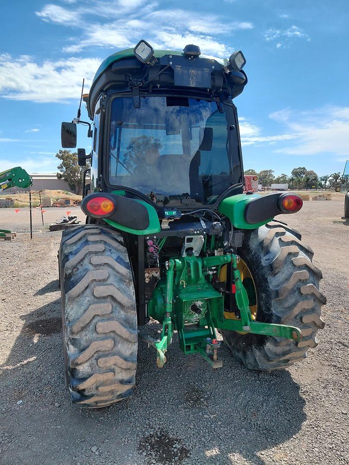 2022 John Deere 4066R
