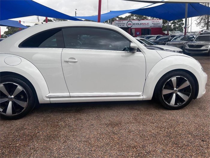 2013 Volkswagen Beetle