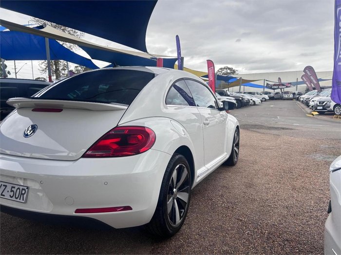 2013 Volkswagen Beetle