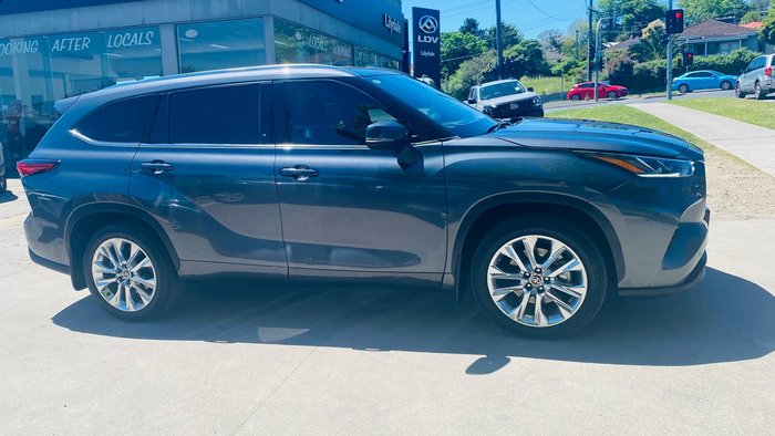 2021 Toyota Kluger Grande