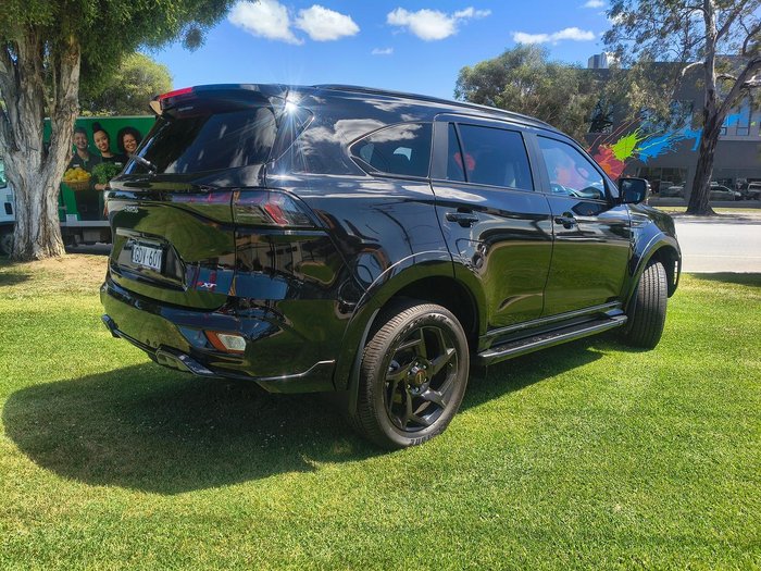 2025 Isuzu MU-X X-TERRAIN
