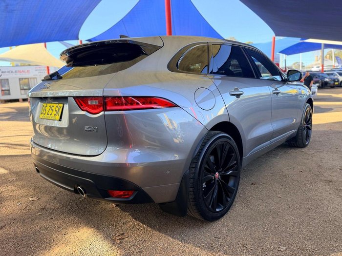 2019 Jaguar F-PACE 30d 300 Sport
