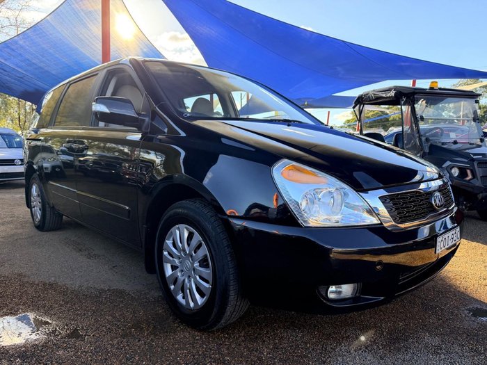 2013 Kia Grand Carnival