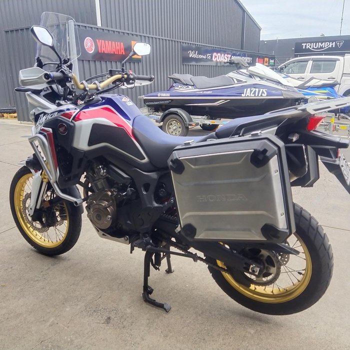 2016 Honda Africa Twin DCT (CRF1000D)